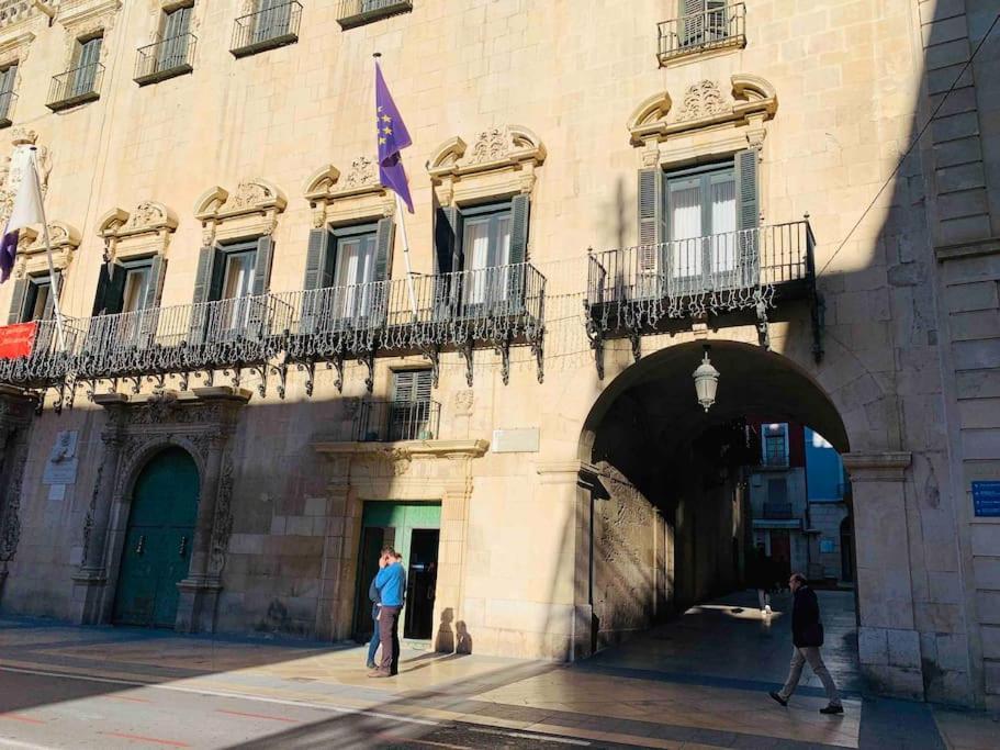 Apartamento Casco Historico , Playa Postiguet Alicante Extérieur photo