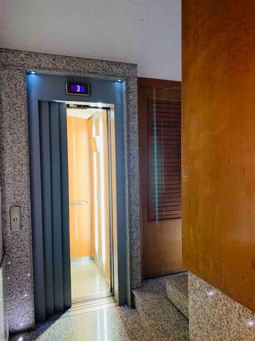 Apartamento Casco Historico , Playa Postiguet Alicante Extérieur photo